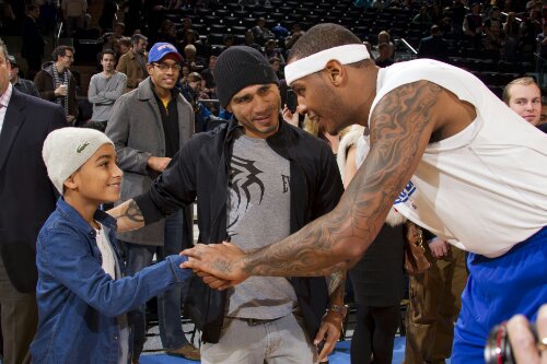 Cotto_at_Knicks_game.jpg image