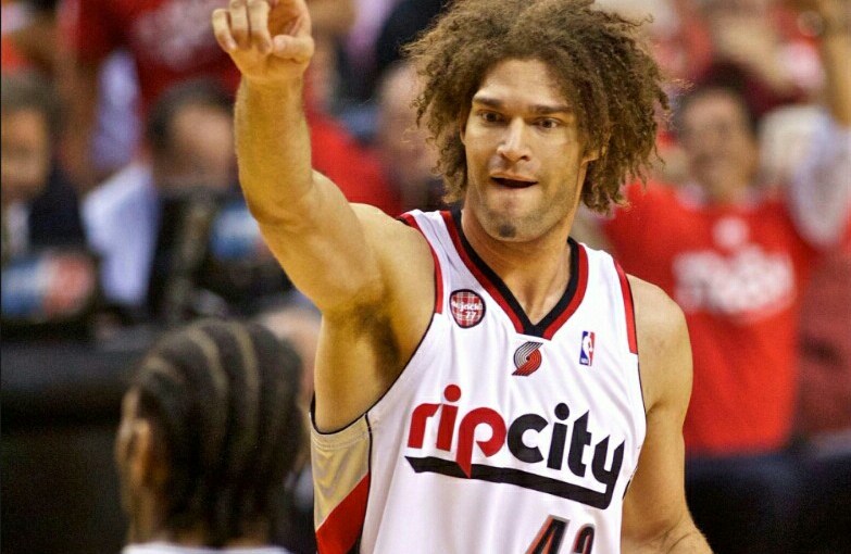 Robin Lopez Agrees to Knicks Deal at 4 Years, $54&nbsp;Million